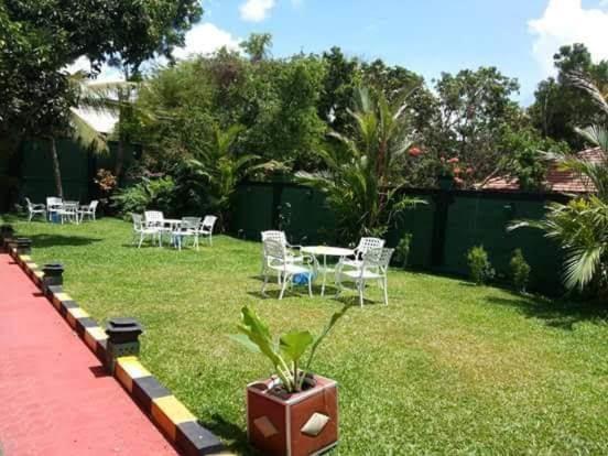 Panorama Rest Anuradhapura Exterior foto